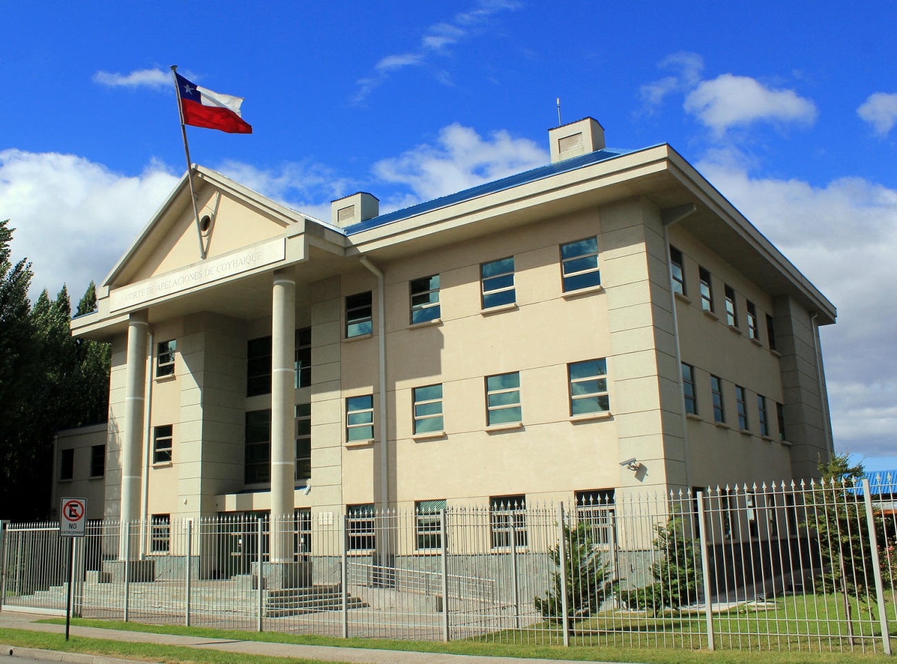 Convenio CAJ Biobío-Senadis logra relevante sentencia por incumplimientos en procedimiento de voto asistido en la Región de Aysén