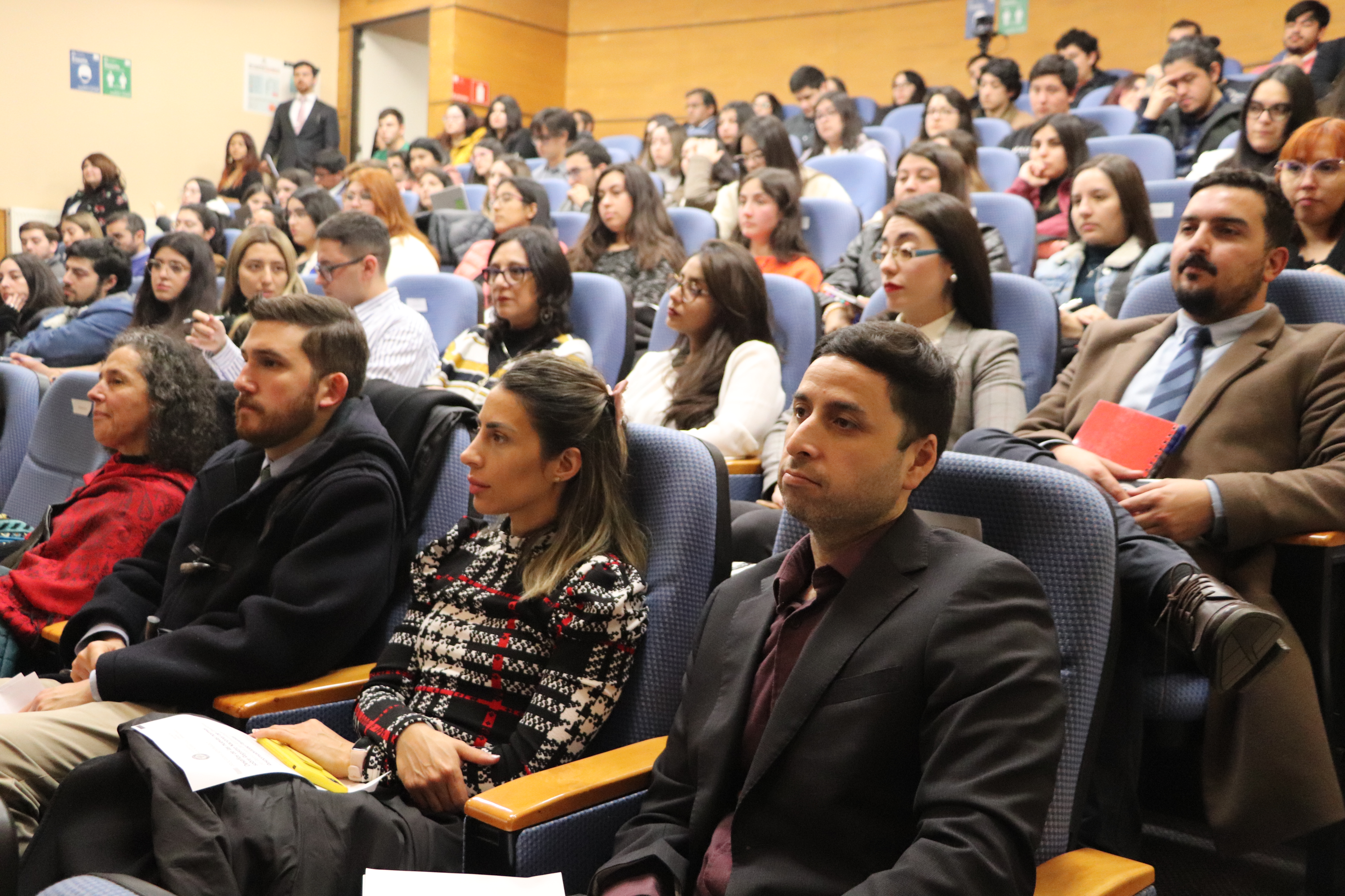 Equipos de la CAJ Biobío participan en seminario sobre materias de familia y alimentos